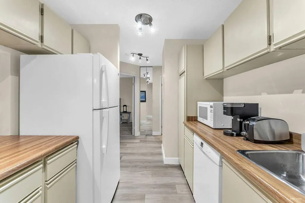 Lägenhet Beautiful City Two Beds Suite With Free Parking Vancouver